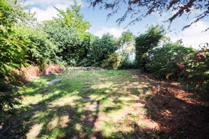 Photo 16- click for photo gallery